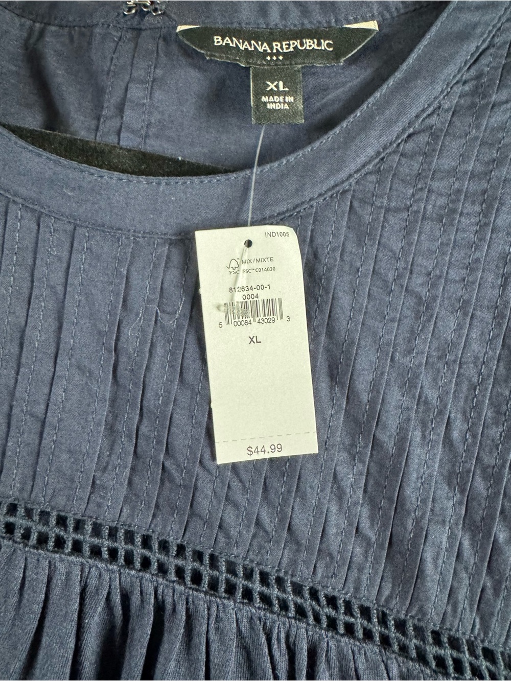 Banana Republic Navy Sleeveless Pintuck & Lace-Trim Blouse - Picture 3 of 6